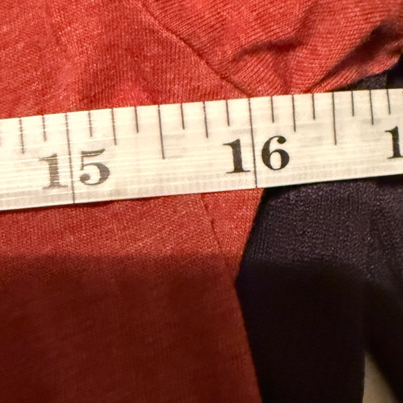 Like New It’s Leg Day Holiday T-Shirt Size Small Orange Top Thanksgiving Workout - Picture 4 of 4